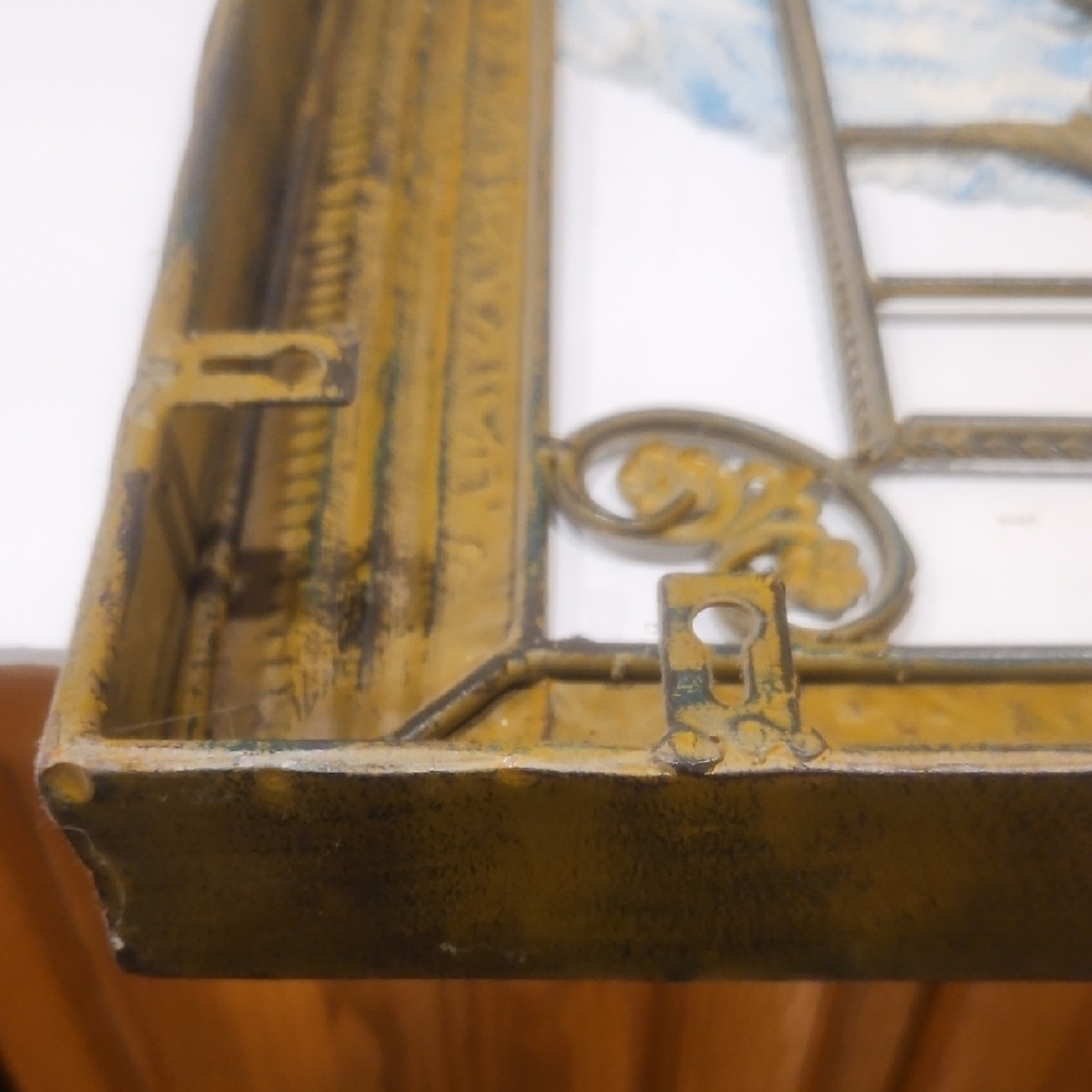 Vintage Gold Decorative Metal Wall Art - Picture 6 of 7